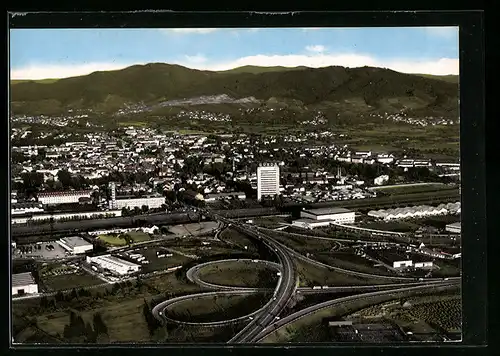 AK Offenburg /Baden, Totalansicht mit Autobahnkreuz, BURDA-Haus