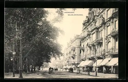 AK Wiesbaden, Wilhelmstrasse mit Pferdewagen