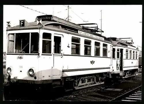 Fotografie Isensee, Strassenbahn-Triebwagen Nr. 1288 der Verkehrsbetriebe in Köln