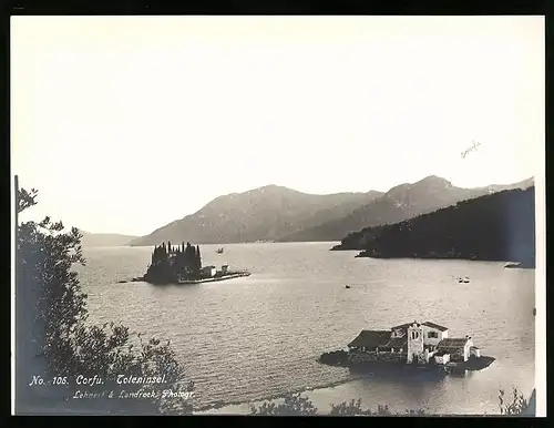 Fotografie Lehnert & Landrock, Nr. 106, Ansicht Corfu, Blick zur Toteninsel