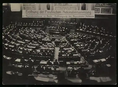 Fotografie unbekannter Fotograf, Ansicht Berlin, Preussische Nationalverwaltung, Hoffmann spricht im Abgeordnetenhaus