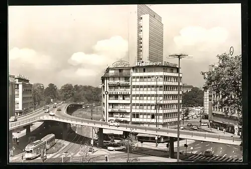 AK Düsseldorf, Auto-Hochstrasse im Thyssen-Hochhaus