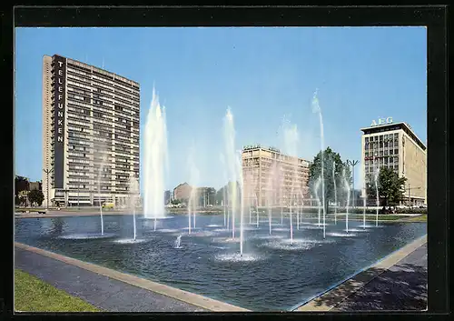 AK Berlin, Ernst-Reuter-Platz mit Wasserspielen