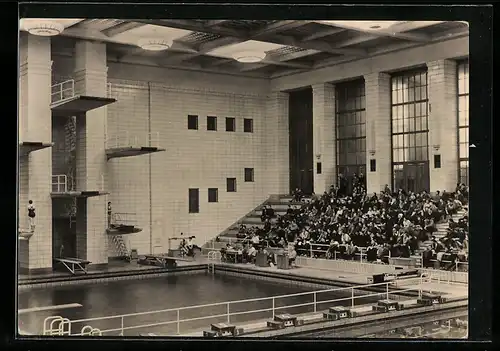 AK Rostock, Schwimmhalle Neptun mit Sprungtürmen