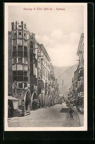 AK Sterzing, Strassenpartie mit Rathaus
