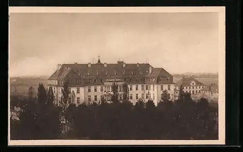 AK München-Nymphenburg, Krankenanstalt d. III. O., Südseite