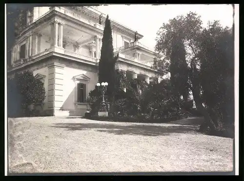 Fotografie Lehnert & Landrock, Tunis, Nr. 82, Ansicht Corfu, Achilleion-Palast