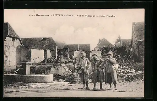 AK Pfetterhausen /Haute-Alsace, Vue du Village et le Grande Fontaine