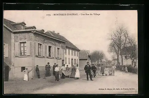 AK Montreux-Chateau, Une Rue du Village