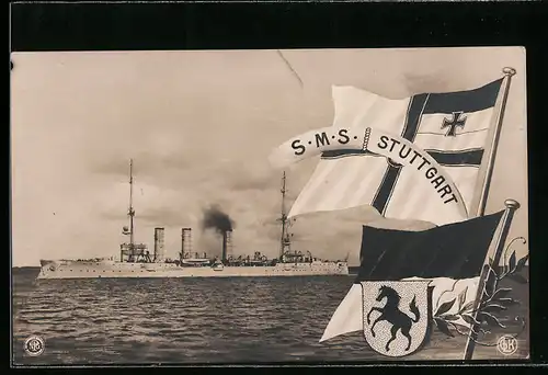 AK Kriegsschiff S. M. S. Stuttgart vor der Küste, Rettungsring mit Fahnen und Wappen