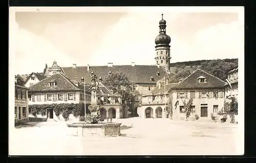 AK Weikersheim, Marktplatz mit Brunnen