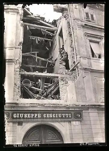 Fotografie Ansicht Görz / Gorizia, Via Morelli 9, zerschossenes Geschäftshaus Giuseppe Cesciutti, 1.WK