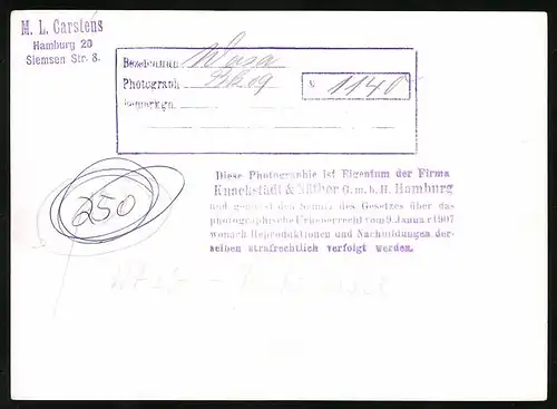 Fotografie M.L. Carstens, Hamburg, Ansicht Vaasa / Finnland, Strasse an der Volksschule