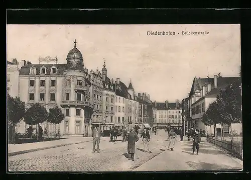 AK Diedenhofen, Brückenstrasse mit Hôtel St. Hubert