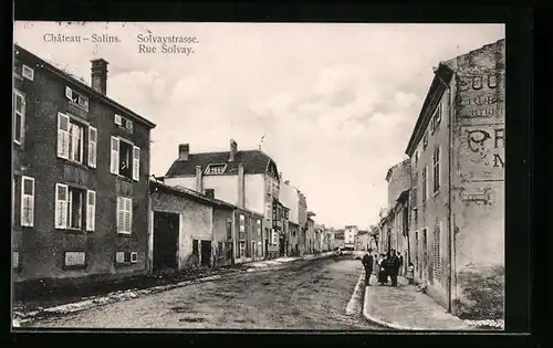AK Château-Salins, Rue Solvay, Strassenpartie