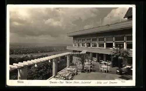 Foto-AK Walter Hahn, Dresden, Nr. 7934: Dresden-Weisser Hirsch, Luisenhof, Blick auf den Ort