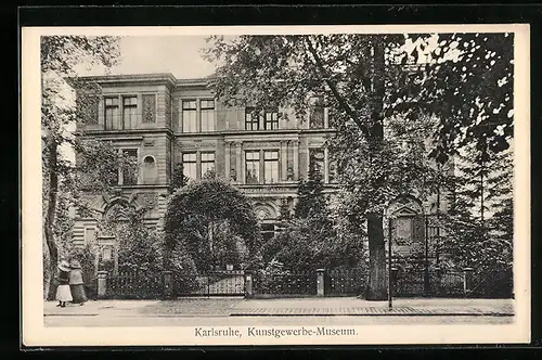 AK Karlsruhe, Kunstgewerbe-Museum, Strassenansicht