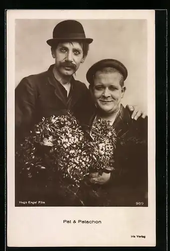 AK Schauspieler-Duo Pat & Patachon mit Blumenstrauss