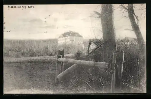 AK Marselisborg, Slot