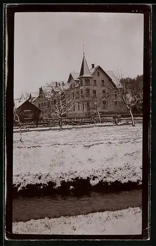 Fotografie unbekannter Fotograf, Ansicht Leutkirch, Blick zur Villa Hermle am 1. Mai 1909