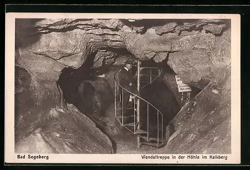 AK Bad Segeberg, Wendeltreppe in der Höhle im Kalkberg