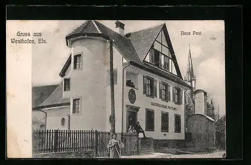 AK Westhofen /Els., Neue Post, Strassenansicht mit Kirche