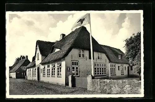 AK Nieblum /Föhr, DRK-Kinder-Erholungsheim mit Strasse