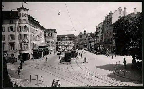 Fotografie unbekannter Fotograf, Ansicht St. Gallen, Strassenbahn Linie 1 vor dem Scala Kino - Lichtbildhaus