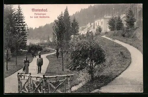 AK Marienbad, Parkanlagen bei Café Waldmühle