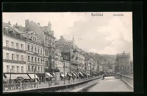 AK Karlsbad, Kreuzstrasse mit Brücke