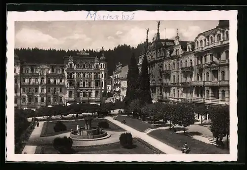 AK Marienbad, Schillerplatz mit Hotel Egerländer