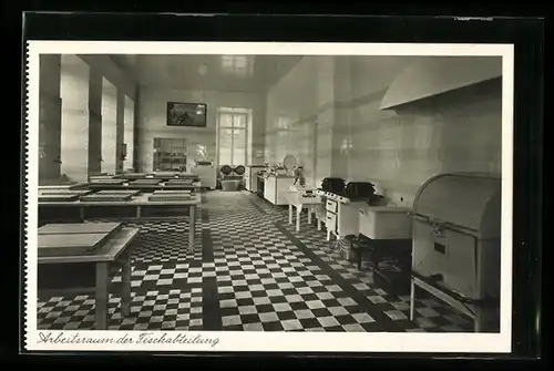 AK Neuwied a. Rh., Haus für Berufsgestaltung des Lebensmittel-Einzelhandels, Arbeitsraum der Fischabteilung