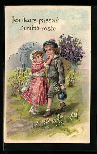 AK Knabe und Mädchen, Les fleurs passent l`amitié reste, Glückwunsch