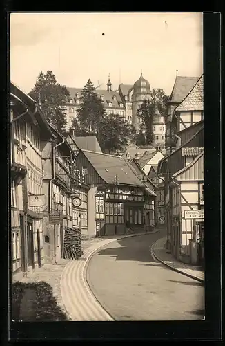 AK Stolberg /Harz, Strasse Thomas-Müntzer-Gasse mit Blick auf das Schloss jetzt FDGB-Erholungsheim Comenius