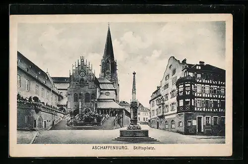 AK Aschaffenburg a. M., Brunnen auf dem Stiftsplatz