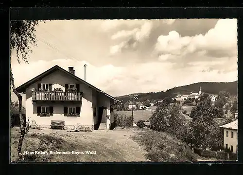 AK Bodenmais im Bayr. Wald, vor dem Unterkunftshaus Erika