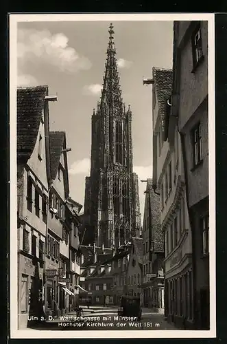 AK Ulm a. D., Walfischgasse mit Geschäften und Münster