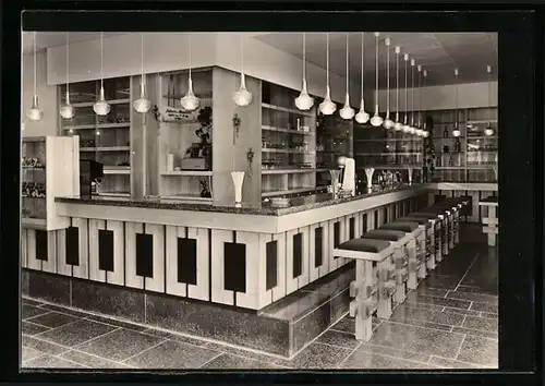 AK Oberhof /Thür. Wald, FDGB-Erholungsheim Fritz Weineck, Hallenbar