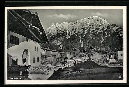 AK Mittenwald, Ortspartie vor Gipfelpanorama