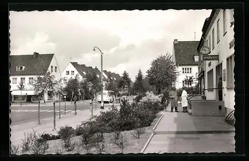 AK Itzehoe-Tegelhörn, Ostlandplatz mit Sparkasse