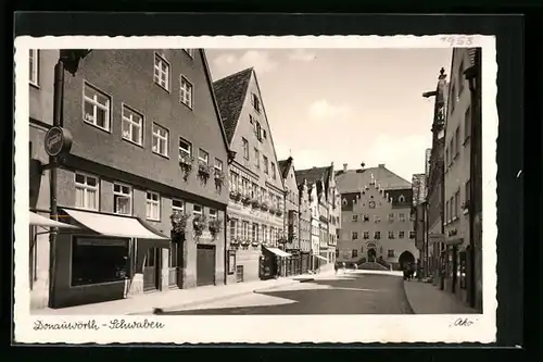 AK Donauwörth, Schwaben, Strassenpartie mit Rathaus
