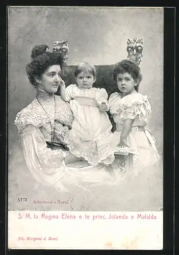 AK Königin Elena von Italien mit den Prinzessinnen Jolanda und Mafalda