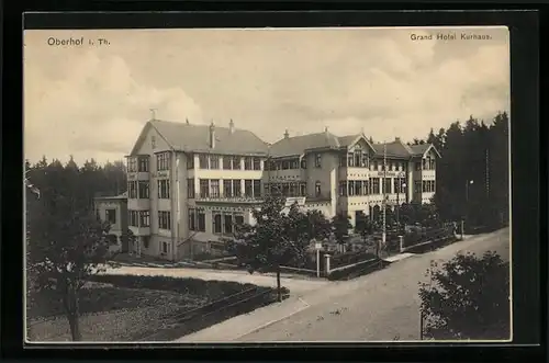 AK Oberhof /Th., Grand Hotel Kurhaus mit Strasse