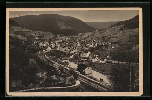 AK Alpirsbach, Ortsansicht mit Bahnhof von Westen