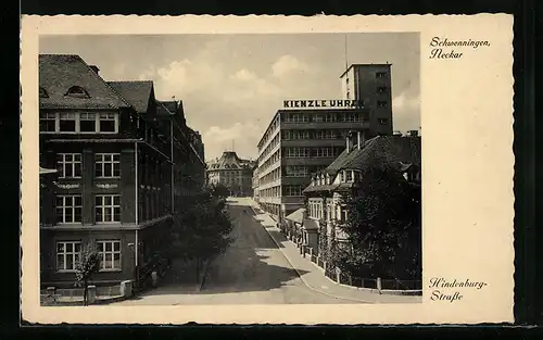 AK Schwenningen, a. N., Hindenburg-Strasse mit Kienzle Uhrenfabrik