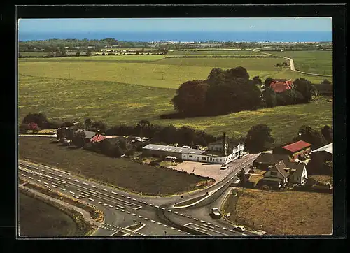 AK Kieholm, Ortspartie mit Gaststätte und Fischräucherei Kieholm vom Flugzeug aus gesehen