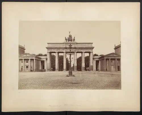 Fotografie PGH, Berlin, Ansicht Berlin, Brandenburger Tor am Pariser Platz, Quadriga, Blick zum Tiergarten