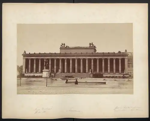 Fotografie PGH, Berlin, Ansicht Berlin, Museum am Lustgarten mit dem Reiterdenkmal Friedrich Wilhelm III.
