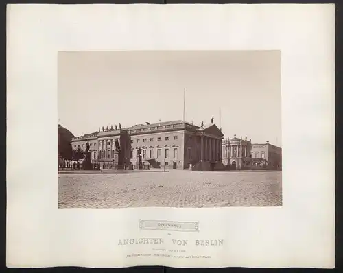Fotografie PGH, Berlin, Ansicht Berlin-Mitte, Unter den Linden mit Blick zum Opernhaus mit Blücher Denkmal, 1881