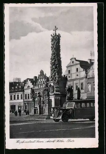 AK Saaz, Platz mit Dreifaltigkeitssäule und Bus